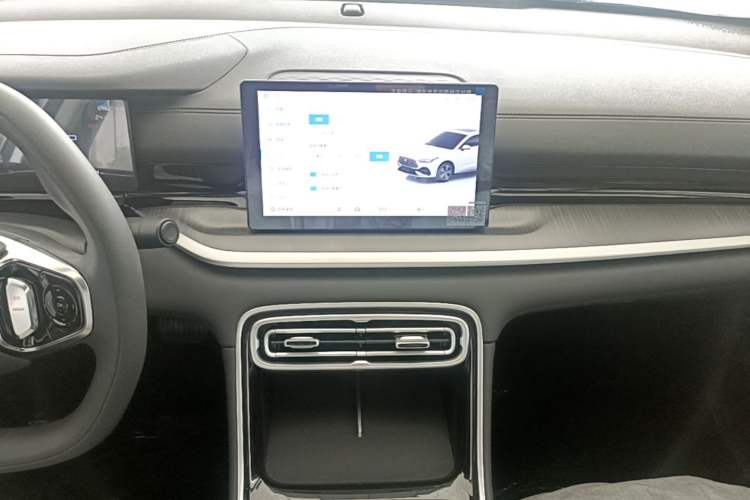 Used Geely Galaxy Stellar 6 2026 Model 125km Free-Style Edition Audio And AC Panel