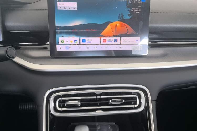 Used Geely Galaxy Stellar 6 2026 Model 125km Free-Style Edition Audio And AC Panel