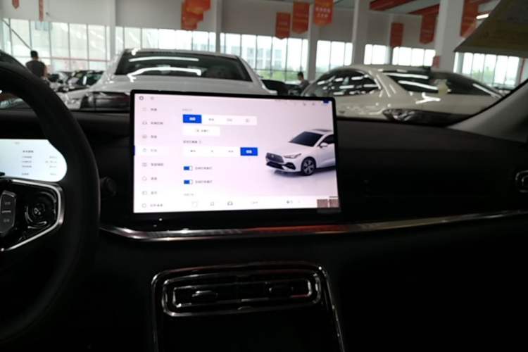 Used Geely Galaxy Stellar 6 2026 Model 125km Long-range Edition Audio And AC Panel