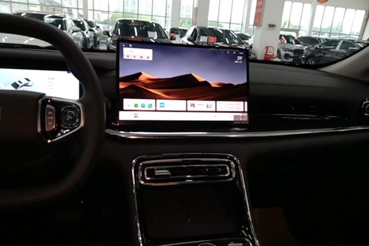 Used Geely Galaxy Stellar 6 2026 Model 125km Long-range Edition Audio And AC Panel