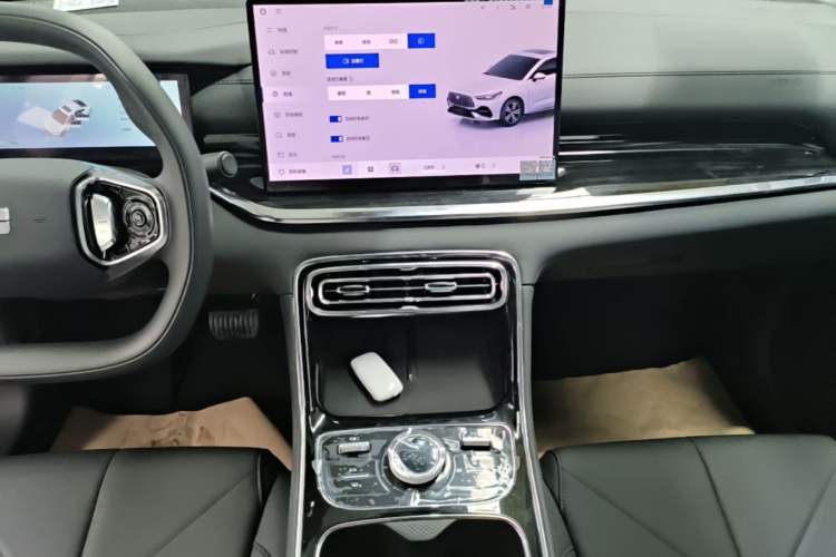 Used Geely Galaxy Stellar 6 2026 Model 125km Long-range Edition Audio And AC Panel