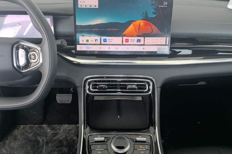 Used Geely Galaxy Stellar 6 2026 Model 125km Long-range Edition Audio And AC Panel