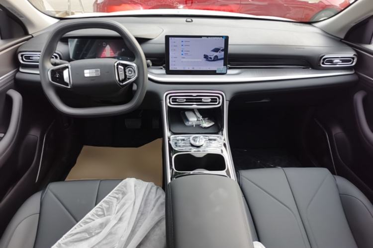 Used Geely Galaxy Stellar 6 2026 Model 125km Free-Style Edition Center Console