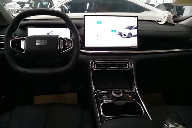 Used Geely Galaxy Stellar 6 2026 Model 125km Long-range Edition Center Console