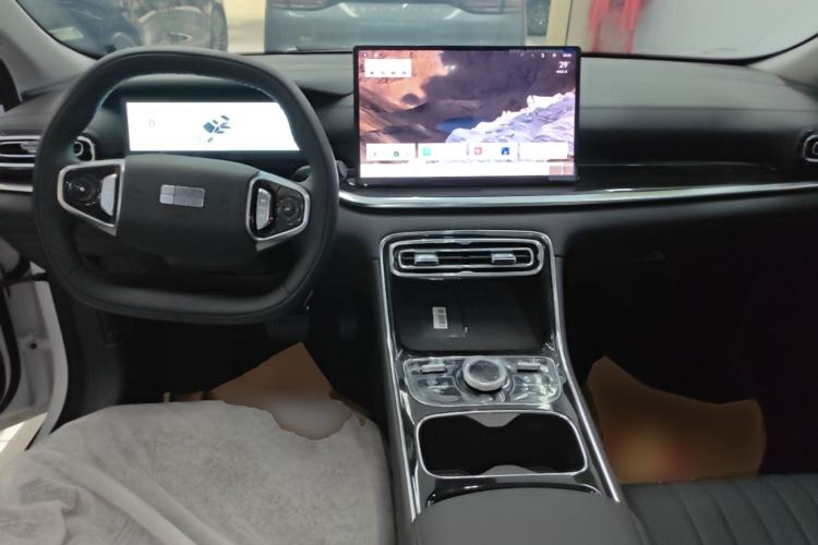 Used Geely Galaxy Stellar 6 2026 Model 60km Exploration Edition Center Console