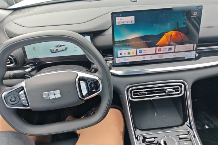 Used Geely Galaxy Stellar 6 2026 Model 125km Long-range Edition Center Console