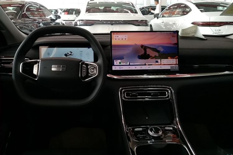 Used Geely Galaxy Stellar 6 2026 Model 125km Long-range Edition Center Console