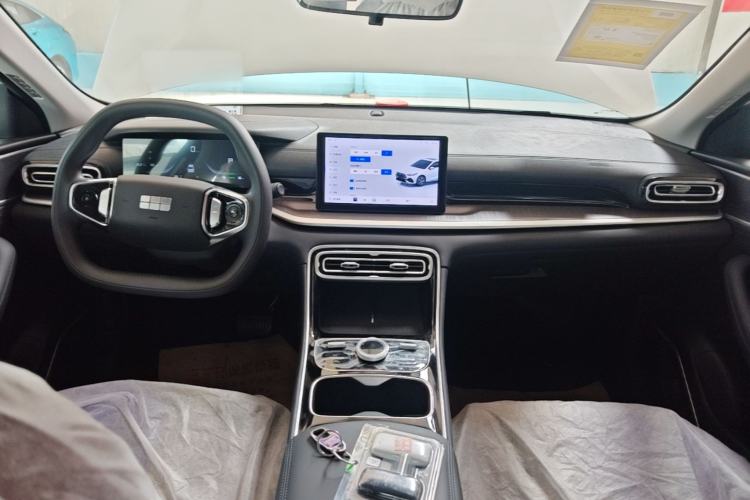 Used Geely Galaxy Stellar 6 2026 Model 60km Free-Style Edition Center Console
