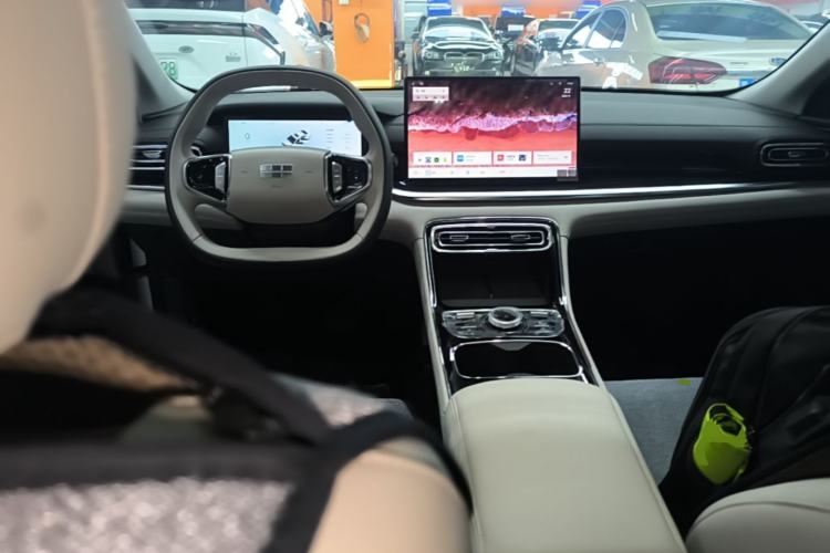 Used Geely Galaxy Stellar 6 2026 Model 60km Exploration Edition Center Console