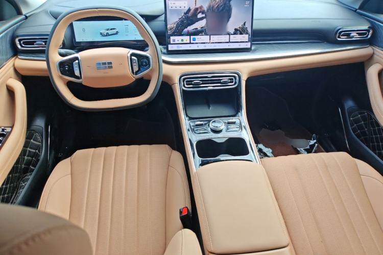 Used Geely Galaxy Stellar 6 2026 Model 125km Exploration+ Edition Center Console
