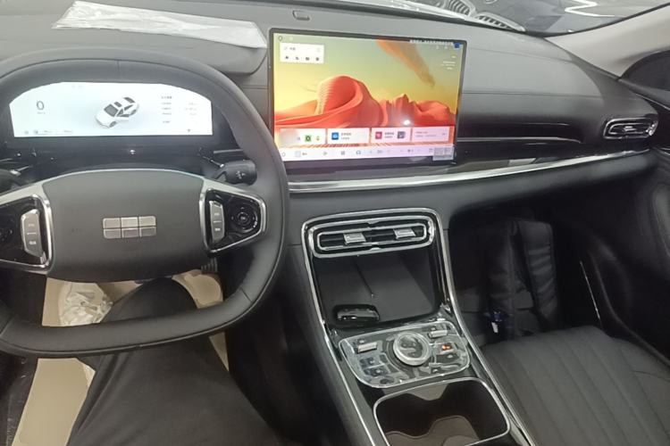Used Geely Galaxy Stellar 6 2026 Model 60km Exploration Edition Center Console