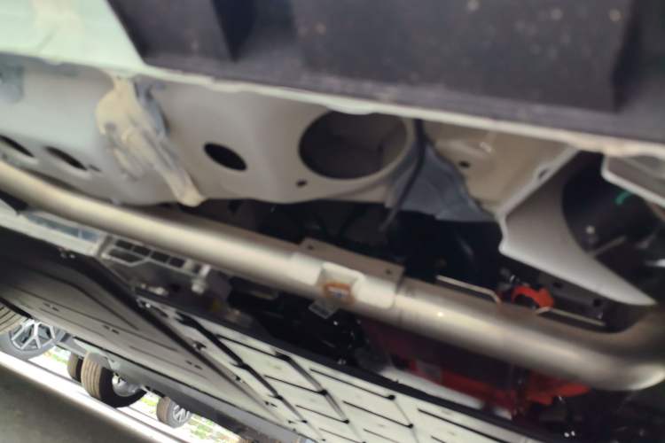 Used Geely Galaxy Stellar 6 2026 Model 125km Free-Style Edition Chassis Rear Left