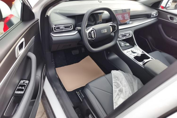 Used Geely Galaxy Stellar 6 2026 Model 125km Free-Style Edition Driver Seat