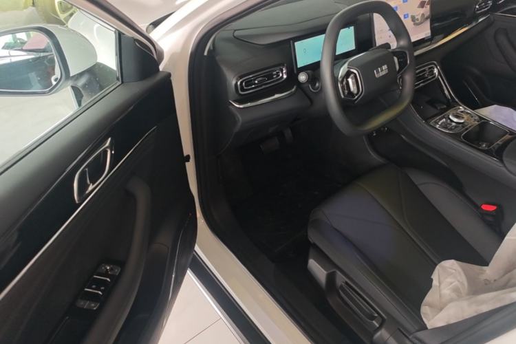 Used Geely Galaxy Stellar 6 2026 Model 125km Long-range Edition Driver Seat