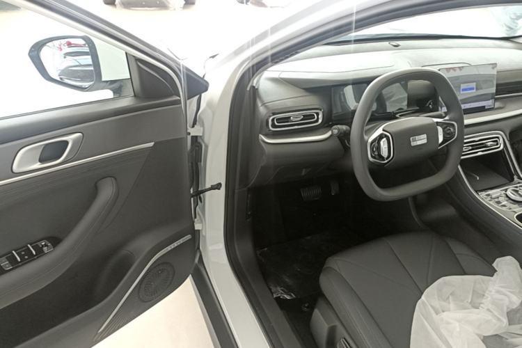 Used Geely Galaxy Stellar 6 2026 Model 125km Free-Style Edition Driver Seat