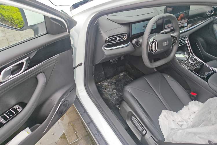 Used Geely Galaxy Stellar 6 2026 Model 125km Long-range Edition Driver Seat