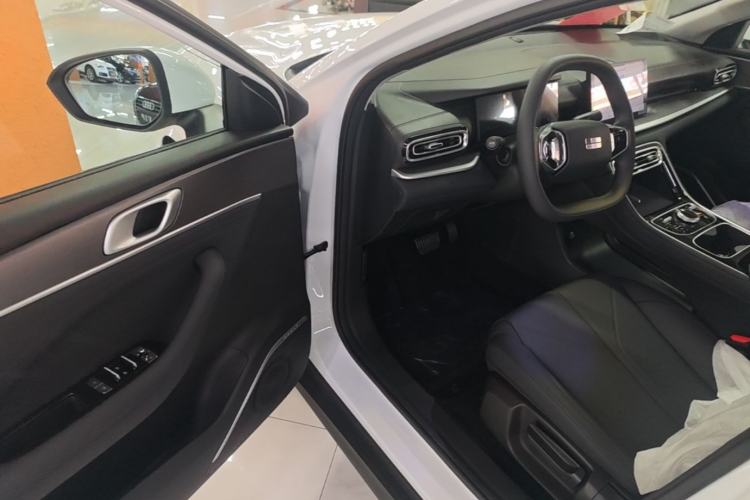 Used Geely Galaxy Stellar 6 2026 Model 125km Free-Style Edition Driver Seat