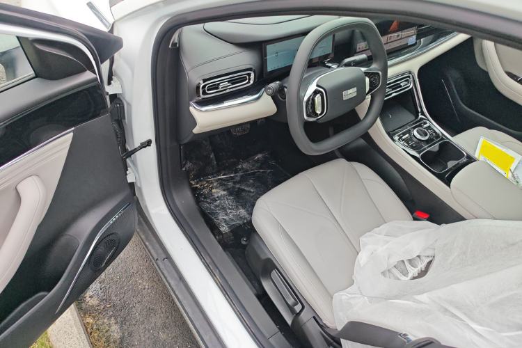 Used Geely Galaxy Stellar 6 2026 Model 125km Long-range Edition Driver Seat