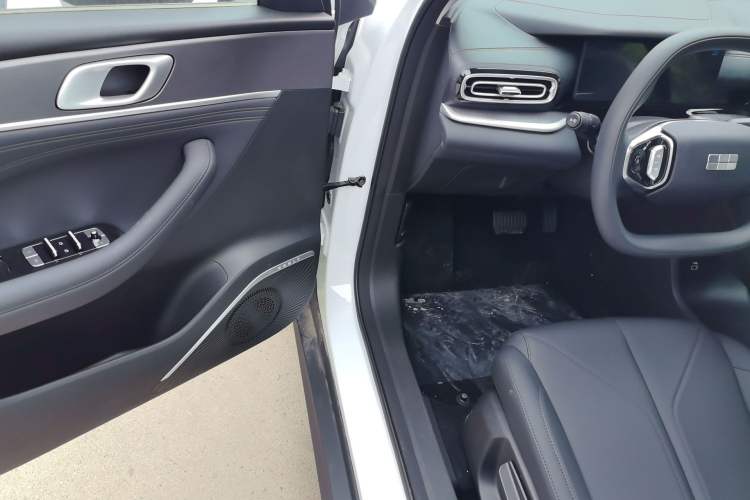 Used Geely Galaxy Stellar 6 2026 Model 125km Free-Style Edition Driver Seat