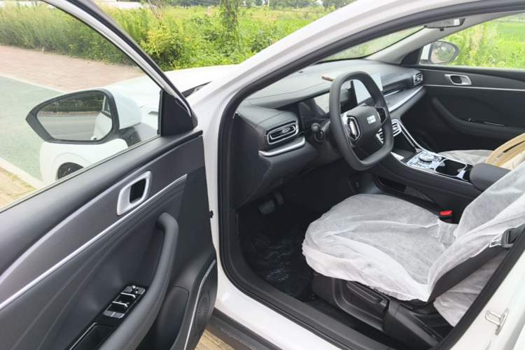Used Geely Galaxy Stellar 6 2026 Model 125km Free-Style Edition Driver Seat