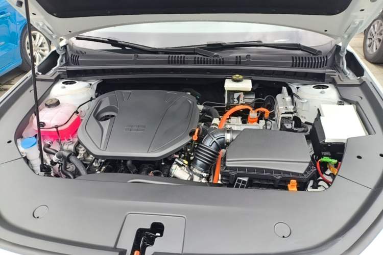 Used Geely Galaxy Stellar 6 2026 Model 60km Sailing Edition Engine Bay