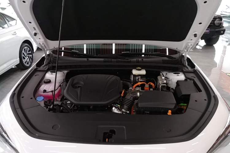 Used Geely Galaxy Stellar 6 2026 Model 125km Long-range Edition Engine Bay