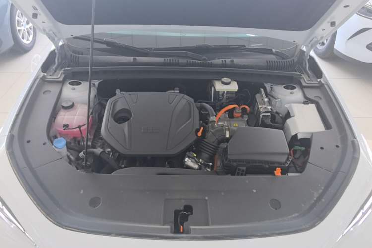 Used Geely Galaxy Stellar 6 2026 Model 125km Free-Style Edition Engine Bay