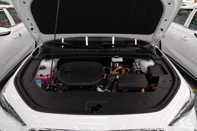 Used Geely Galaxy Stellar 6 2026 Model 125km Long-range Edition Engine Bay