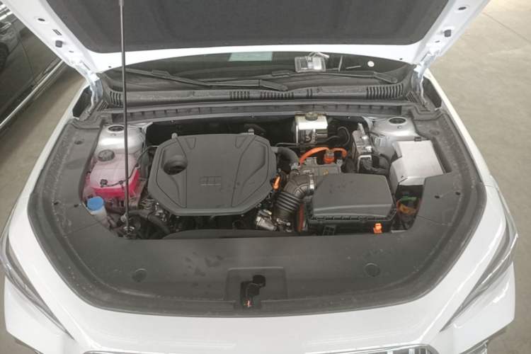 Used Geely Galaxy Stellar 6 2026 Model 125km Free-Style Edition Engine Bay