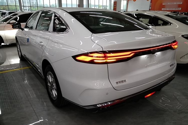 Used Geely Galaxy Stellar 6 2026 Model 125km Long-range Edition Exterior 2