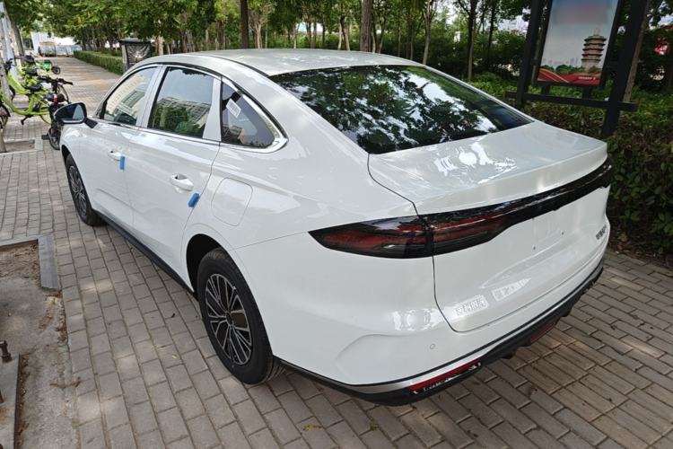 Used Geely Galaxy Stellar 6 2026 Model 60km Sailing Edition Exterior 2