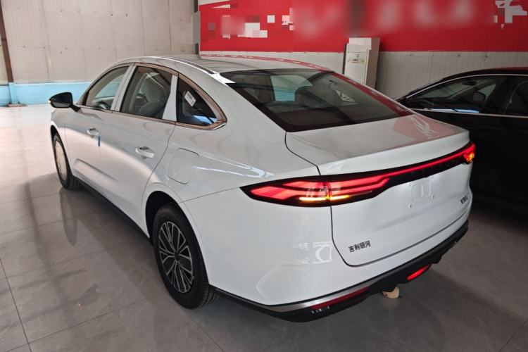 Used Geely Galaxy Stellar 6 2026 Model 60km Free-Style Edition Exterior 2