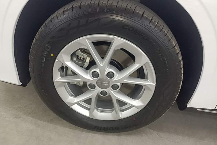 Used Geely Galaxy Stellar 6 2026 Model 60km Exploration Edition Exterior 4