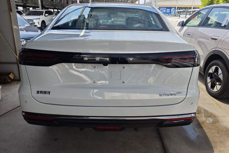 Used Geely Galaxy Stellar 6 2026 Model 125km Long-range Edition Exterior 4