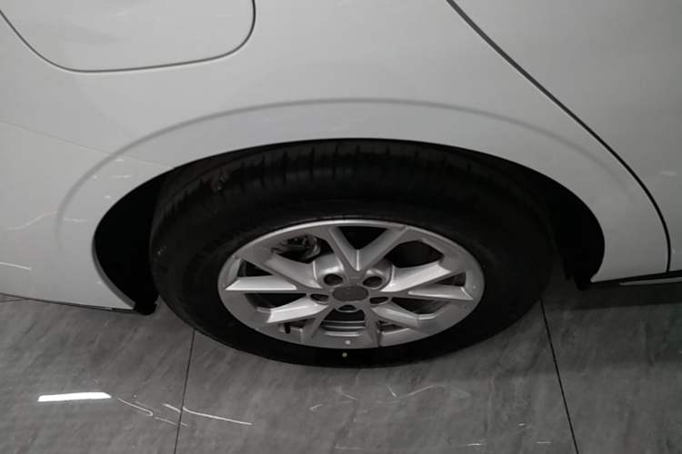 Used Geely Galaxy Stellar 6 2026 Model 125km Long-range Edition Exterior 5