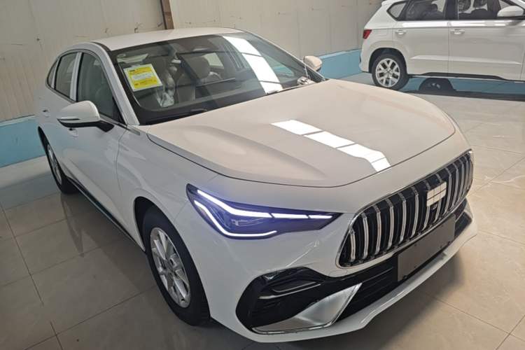 Used Geely Galaxy Stellar 6 2026 Model 125km Long-range Edition Front Right 45 Deg