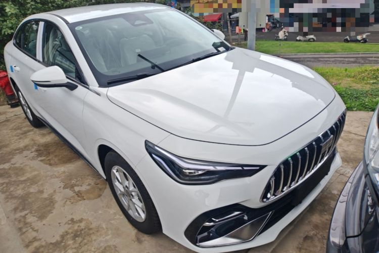 Used Geely Galaxy Stellar 6 2026 Model 125km Long-range Edition Front Right 45 Deg