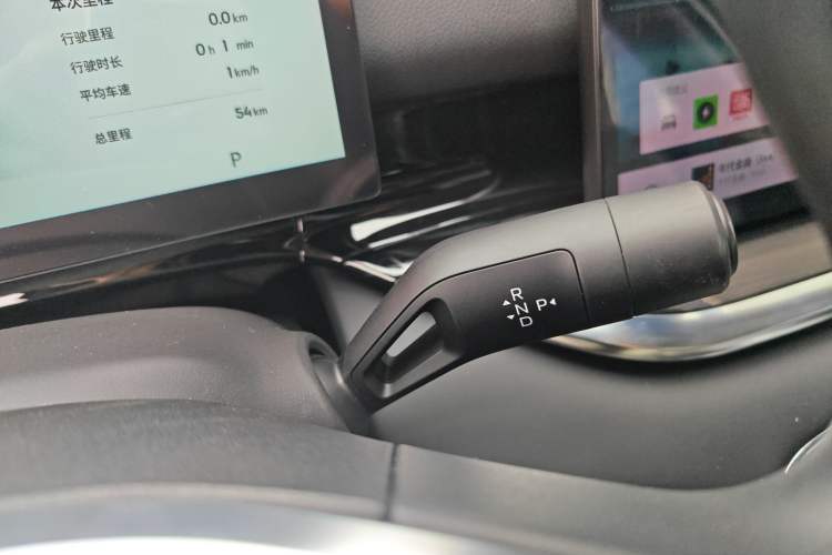 Used Geely Galaxy Stellar 6 2026 Model 125km Long-range Edition Gear Lever