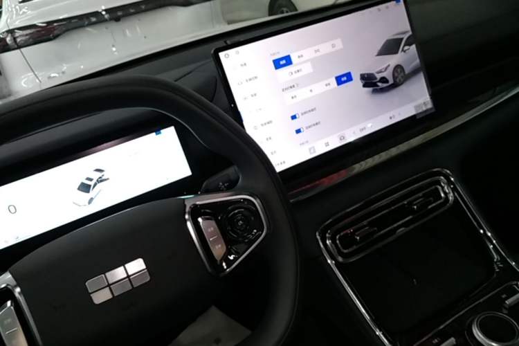 Used Geely Galaxy Stellar 6 2026 Model 125km Long-range Edition Gear Lever