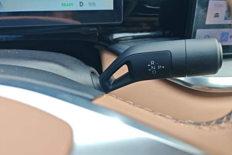 Used Geely Galaxy Stellar 6 2026 Model 125km Exploration+ Edition Gear Lever