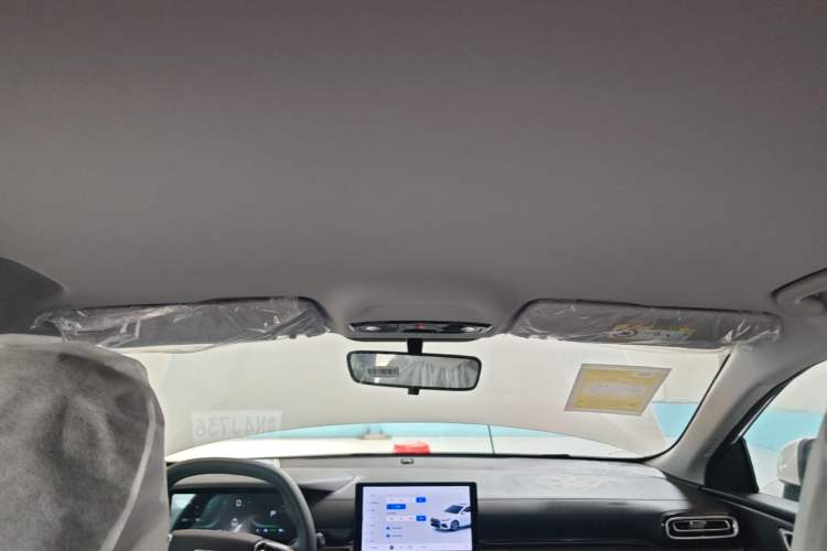 Used Geely Galaxy Stellar 6 2026 Model 60km Free-Style Edition Headliner