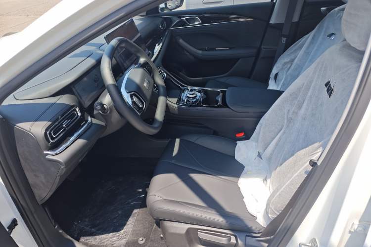 Used Geely Galaxy Stellar 6 2026 Model 125km Long-range Edition Interior 2