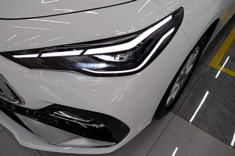 Used Geely Galaxy Stellar 6 2026 Model 125km Long-range Edition Left Front Headlight