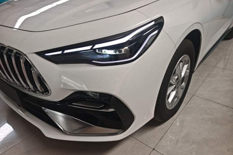 Used Geely Galaxy Stellar 6 2026 Model 125km Long-range Edition Left Front Headlight