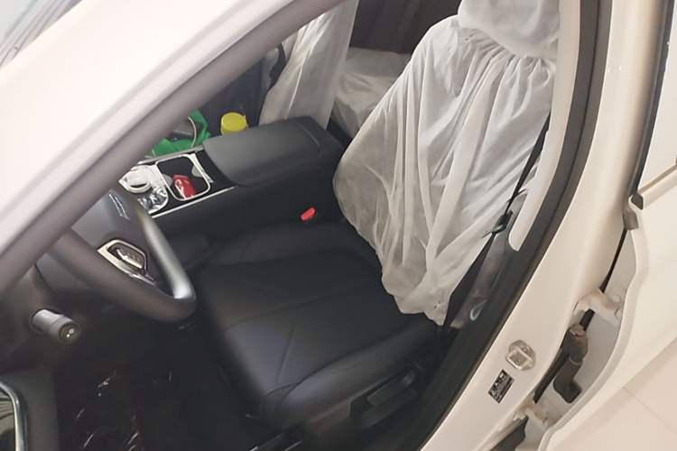 Used Geely Galaxy Stellar 6 2026 Model 125km Long-range Edition Left Front Seat