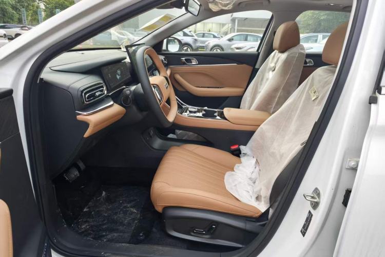 Used Geely Galaxy Stellar 6 2026 Model 125km Exploration+ Edition Left Front Seat