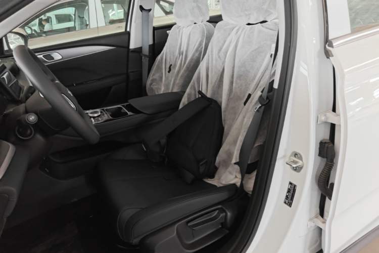Used Geely Galaxy Stellar 6 2026 Model 125km Free-Style Edition Left Front Seat