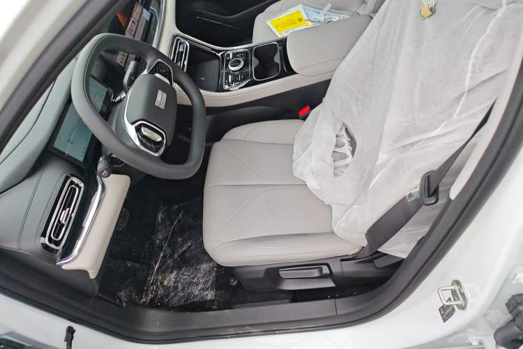 Used Geely Galaxy Stellar 6 2026 Model 125km Long-range Edition Left Front Seat
