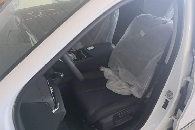 Used Geely Galaxy Stellar 6 2026 Model 125km Long-range Edition Left Front Seat