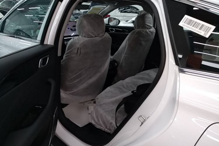 Used Geely Galaxy Stellar 6 2026 Model 125km Long-range Edition Left Rear Seat